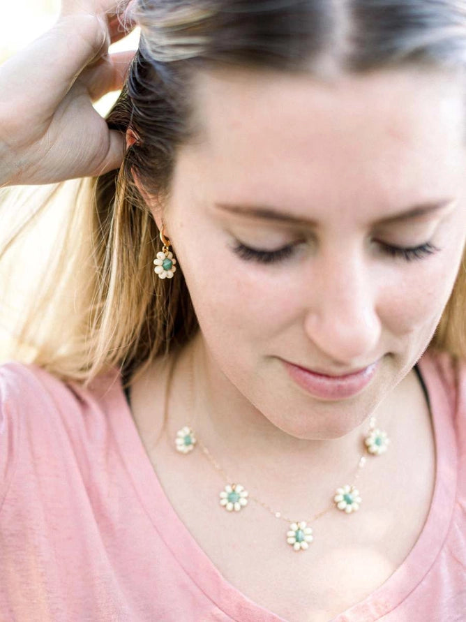 Daisy Necklace-The Bead Project
